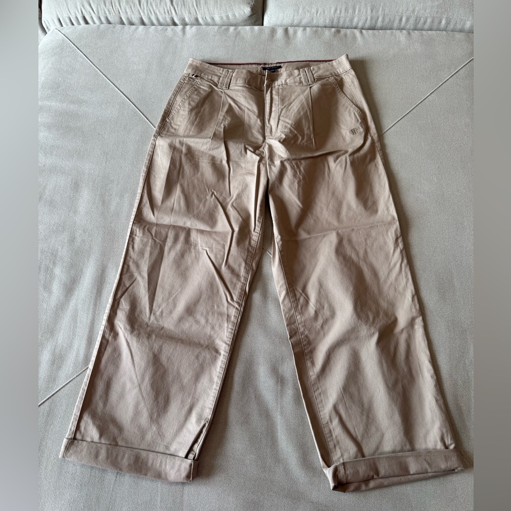 Tommy Hilfiger Women’s Khaki Chinos